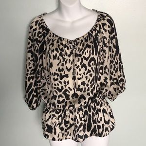 VIOLET & CLAIRE SPOTTED CINCHED WAIST BLOUSESIZE S